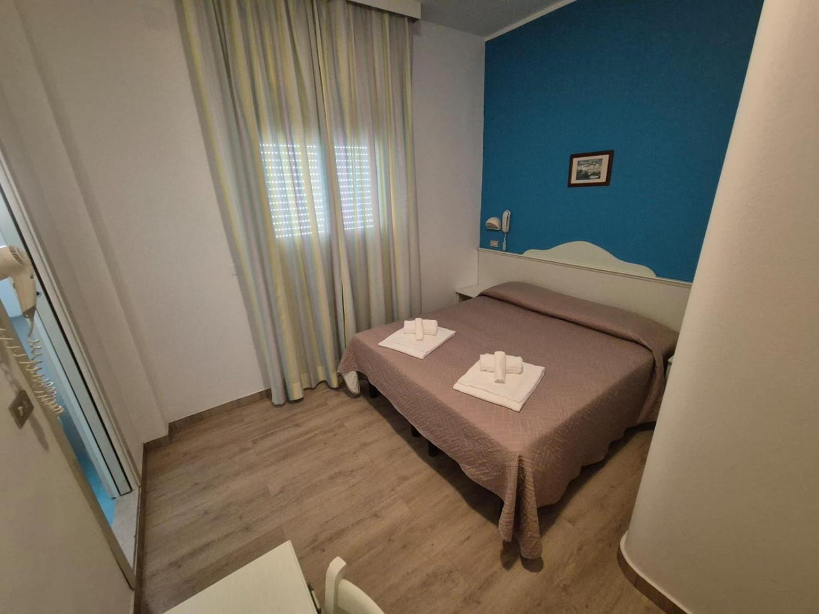 Hotel Rex 미사노아드리아티코 외부 사진