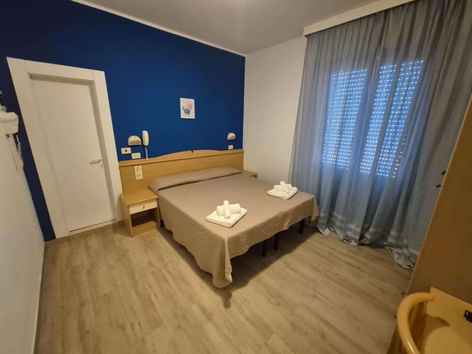 Hotel Rex 미사노아드리아티코 외부 사진