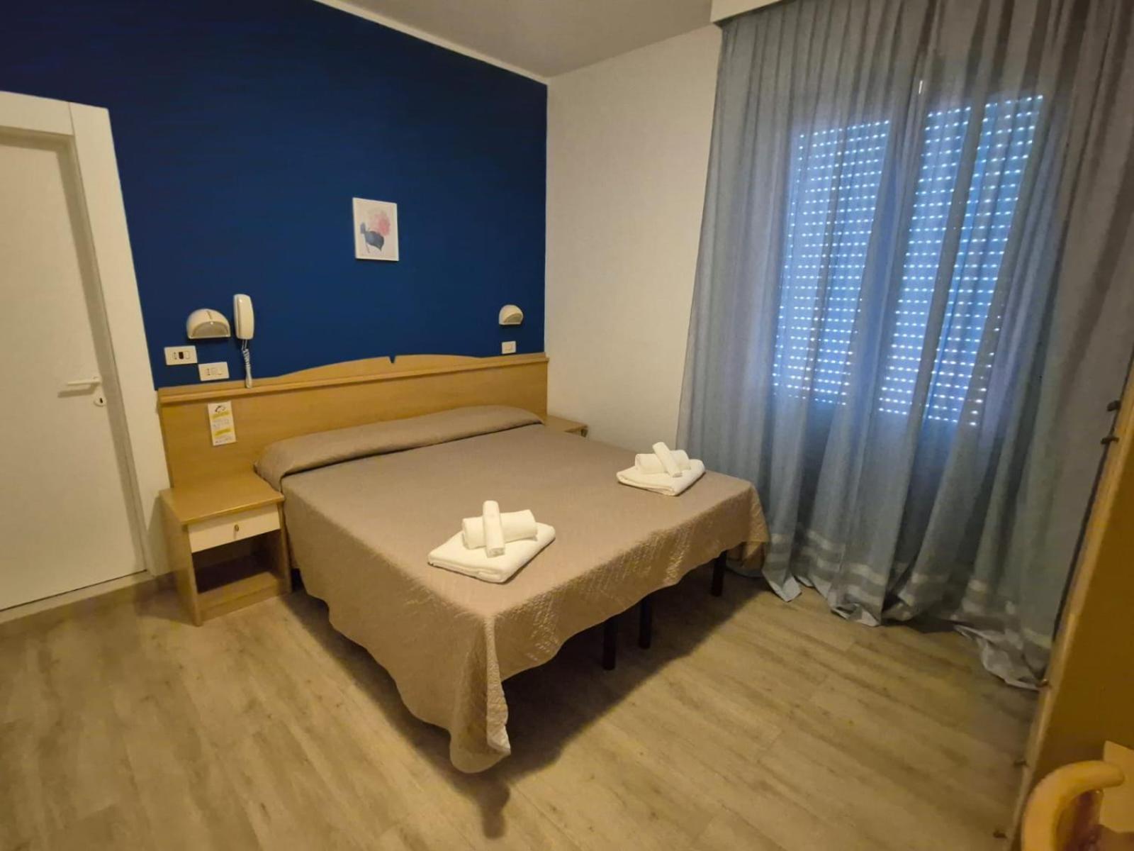 Hotel Rex 미사노아드리아티코 외부 사진